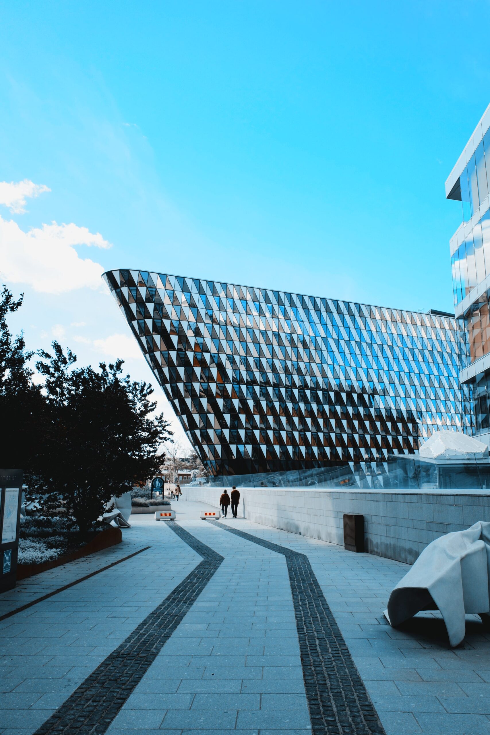 Någonstans vid Karolinska